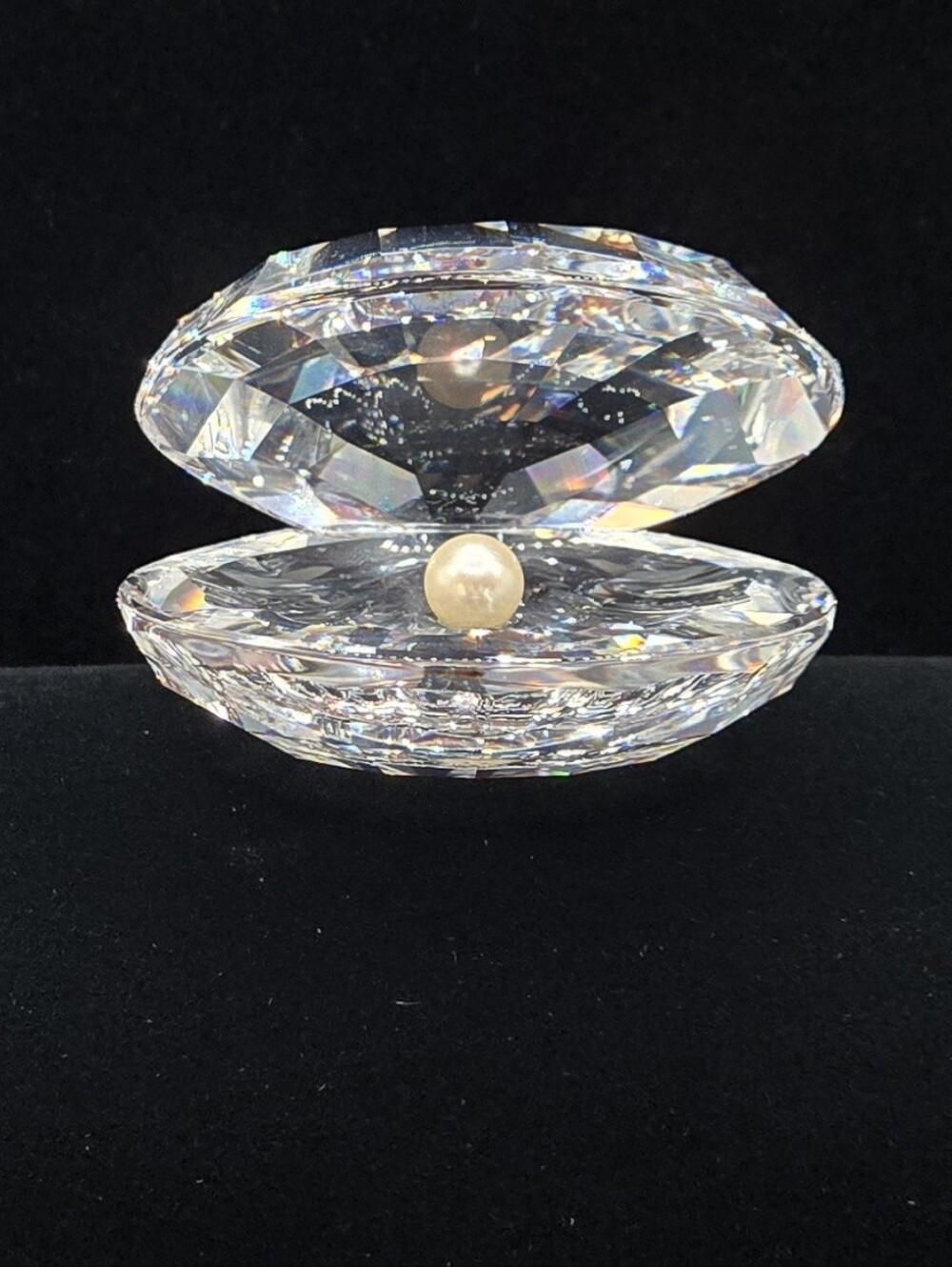 Swarovski Silver Crystal Clam Shell with Pearl Accent, SIGNED